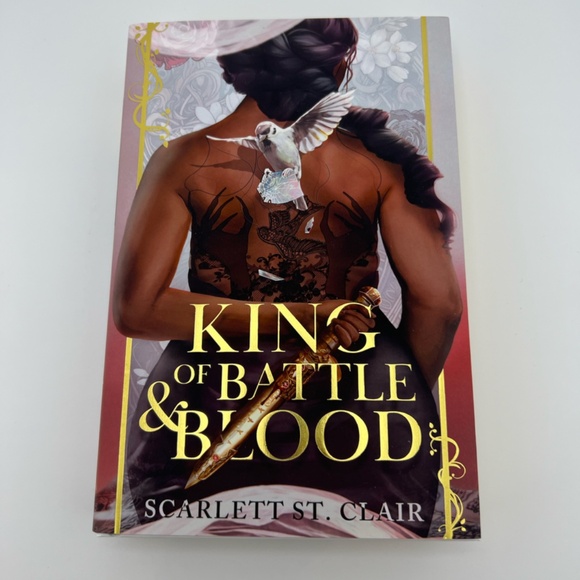 SIGNED LitHaven Boutique: King of Battle and Blood by Scarlett St.Clair - Picture 2 of 8